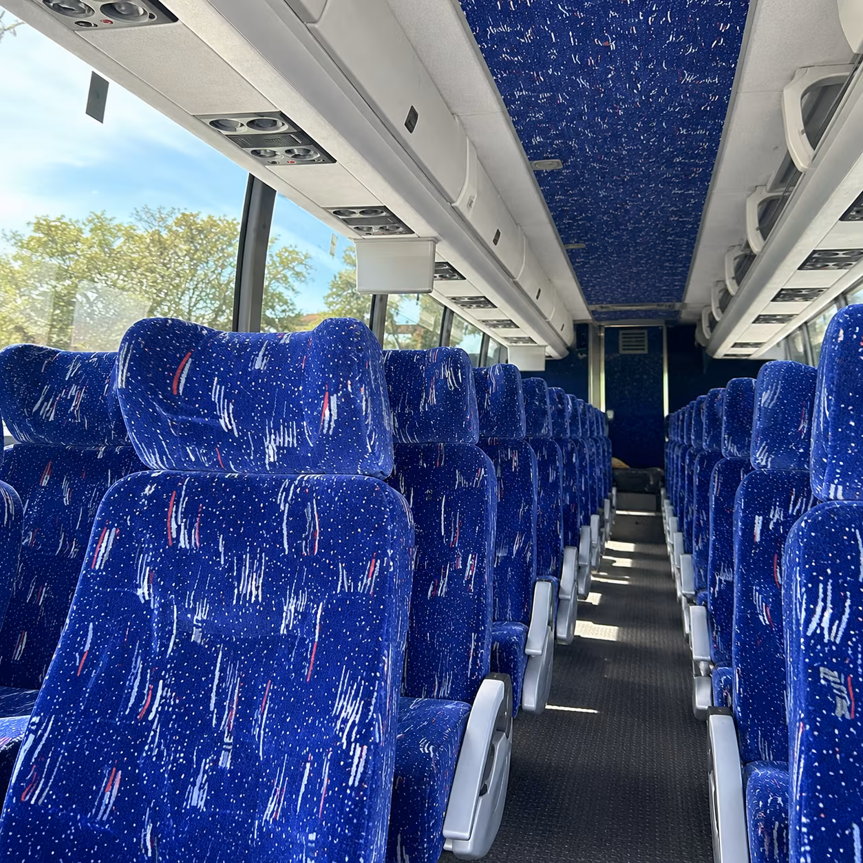 harrisonburg college sports team and fan group charter bus rentals in harrisonburg