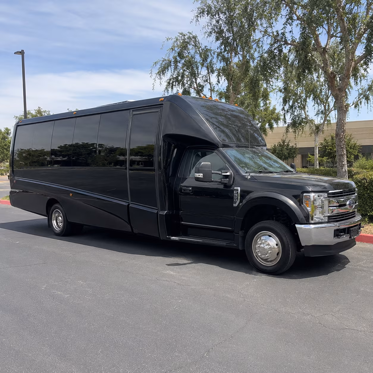 roanoke bus rentals