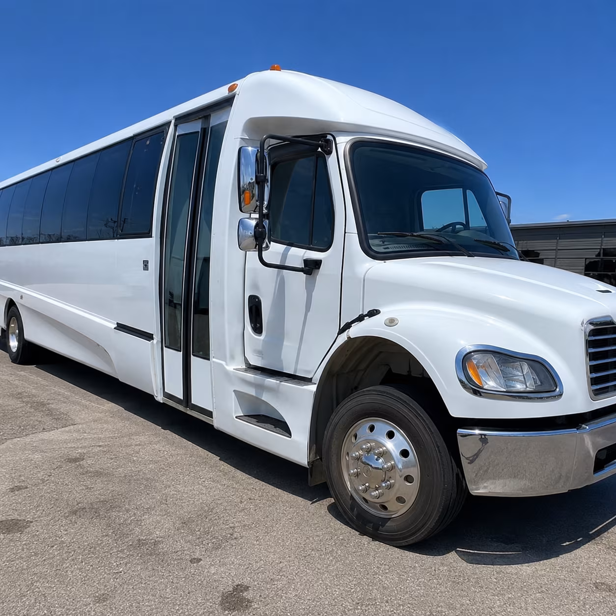 roanoke charter bus rentals for roanoke church groups