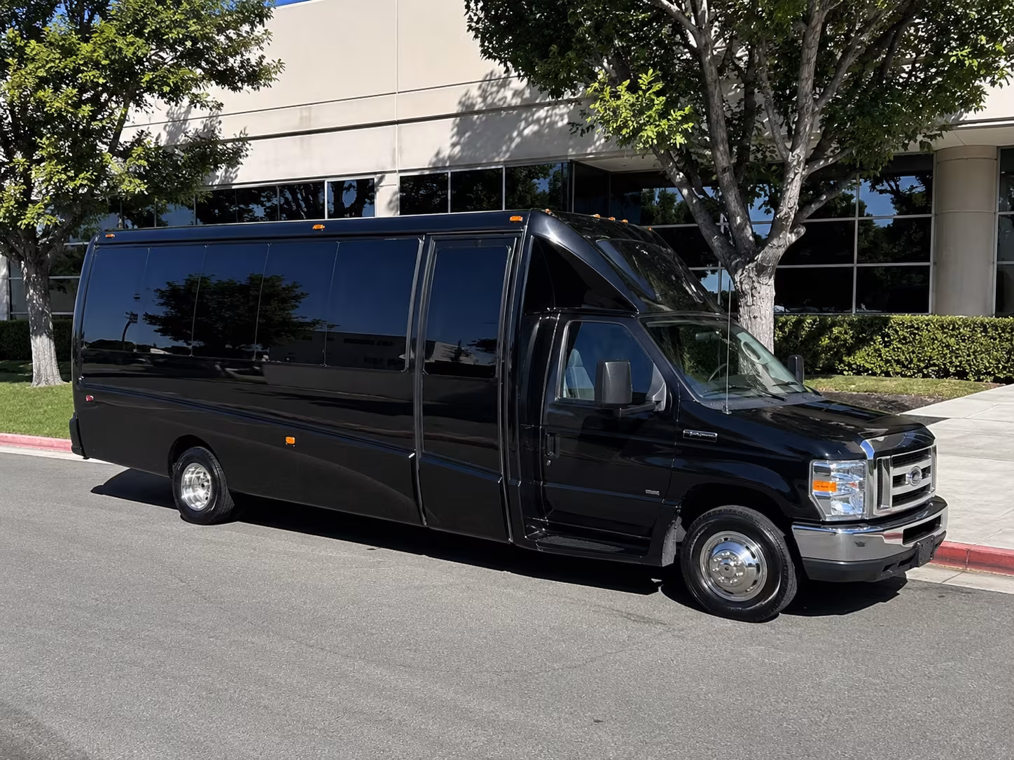 virginia beach private event group bus rentals in virginia beach